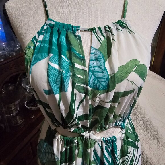 CUPSHE Women's Leafy Cutout Maxi Sleeveless Dress - Picture 8 of 13